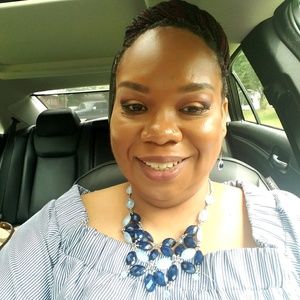 Meet your Posher, Antoinette